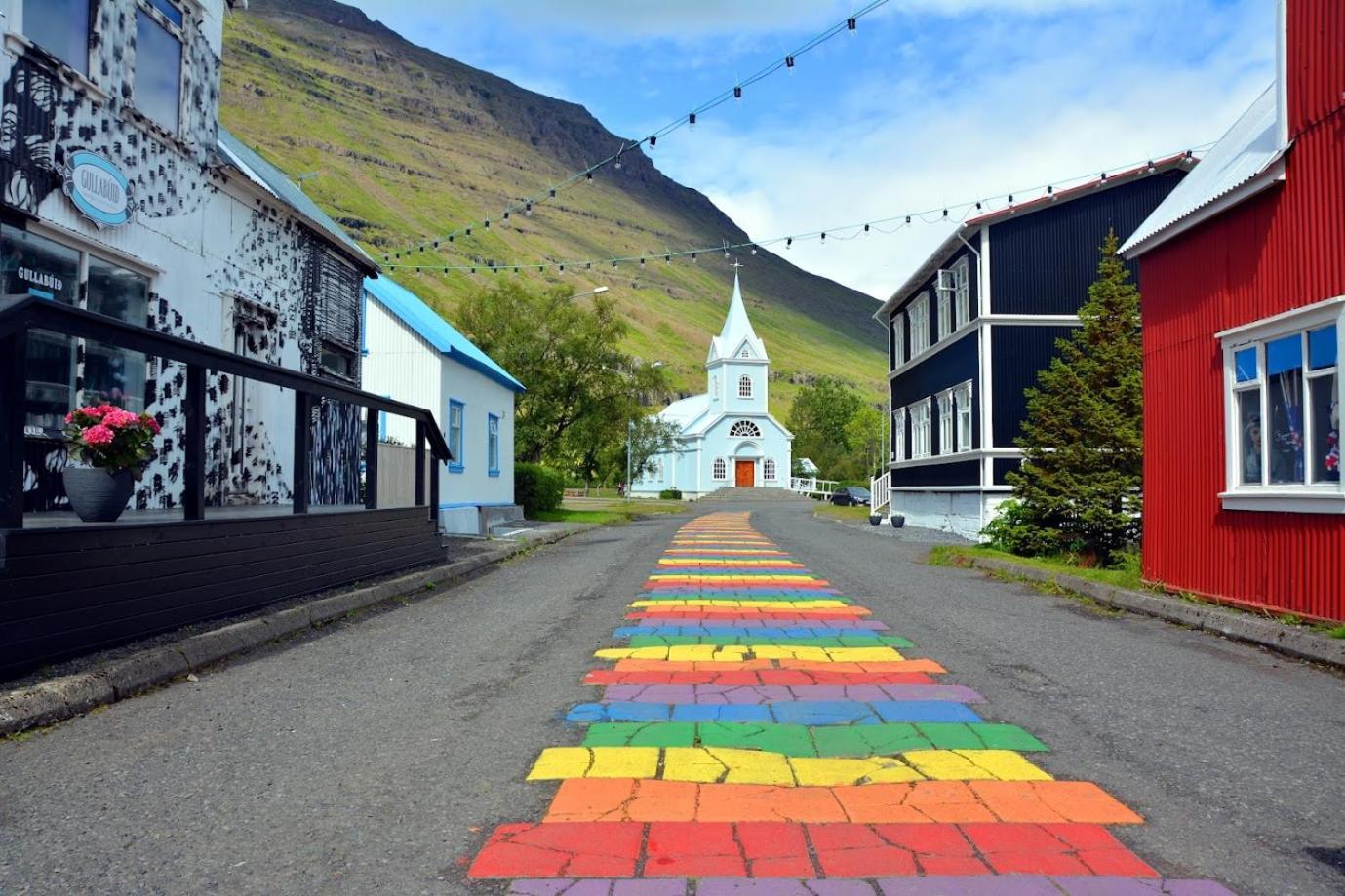 Hotel Breiddalsvik Exterior photo